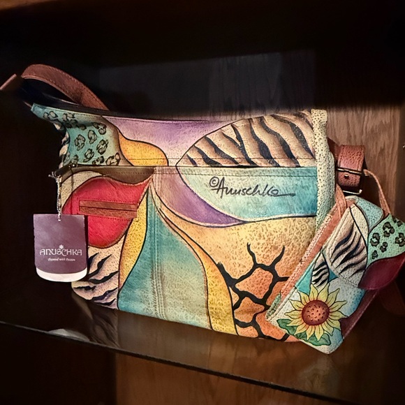 Anuschka Medium Everyday Genuine Leather Hand Painted Tote - Picture 2 of 5